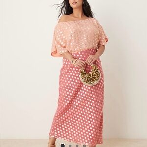 Never Fully Dressed off the shoulder maxi dress💕🧡